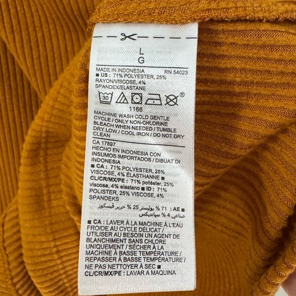 Old Navy Wrap-Front Rib-Knit Top - Picture 5 of 6